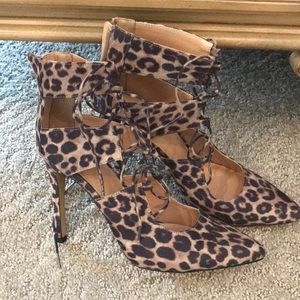 Never wore! Like new condition.